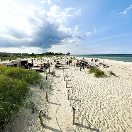 Derzeit Beliebt - Phaenomenaler Ausblick Auf Binnen- Und Ostsee Heiligenhafen Exterior photo